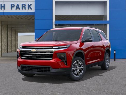 New 2026 Chevrolet Traverse LT image 6