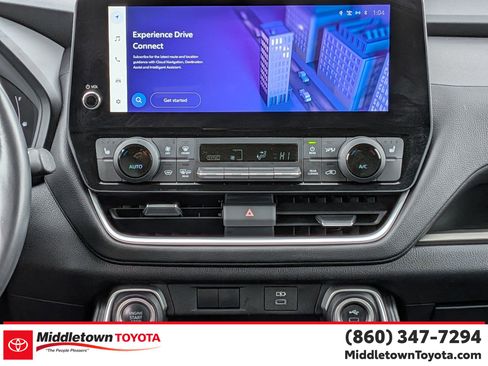 Certified 2024 Toyota Grand Highlander AWD image 29