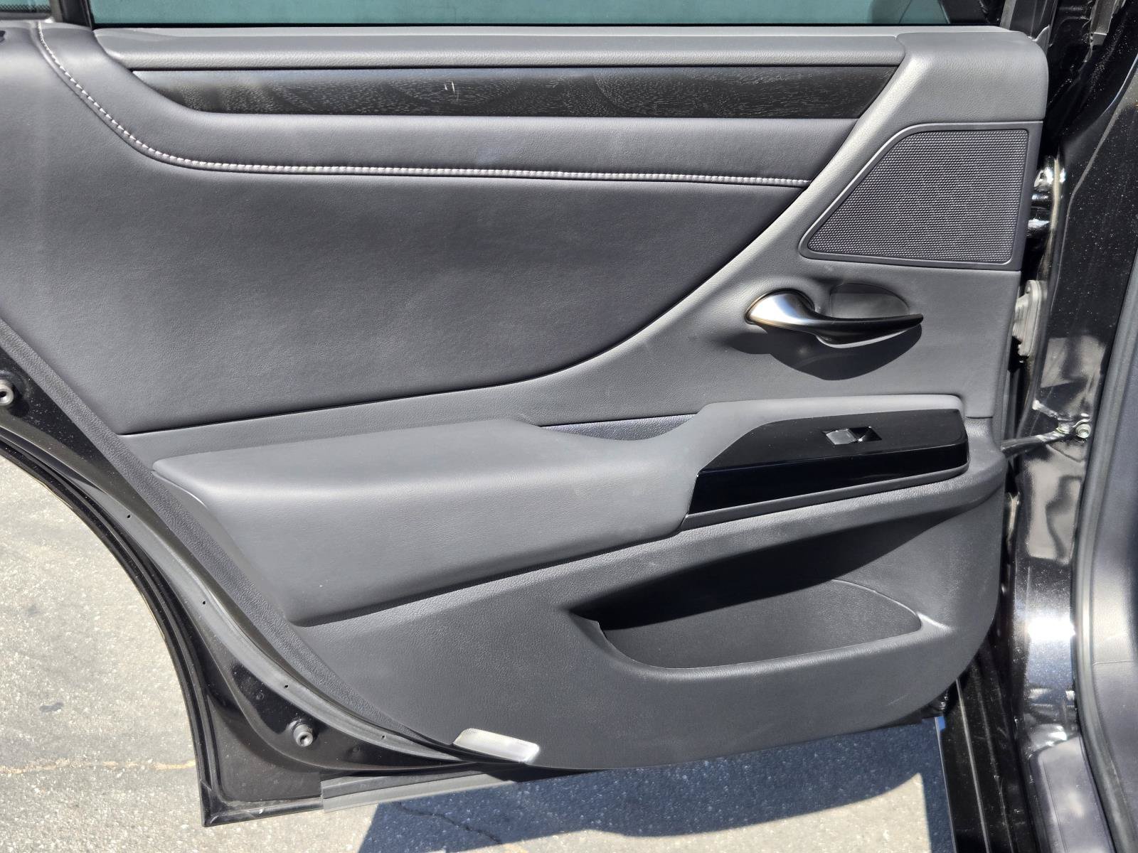 Used 2024 Lexus ES 350 w/ Premium Package FWD image 23