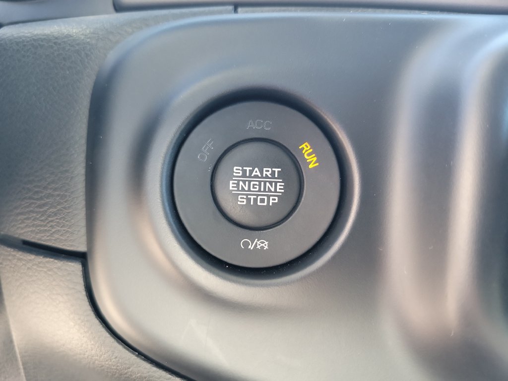 Used 2021 Jeep Wrangler Unlimited Sport AWD/4WD image 25