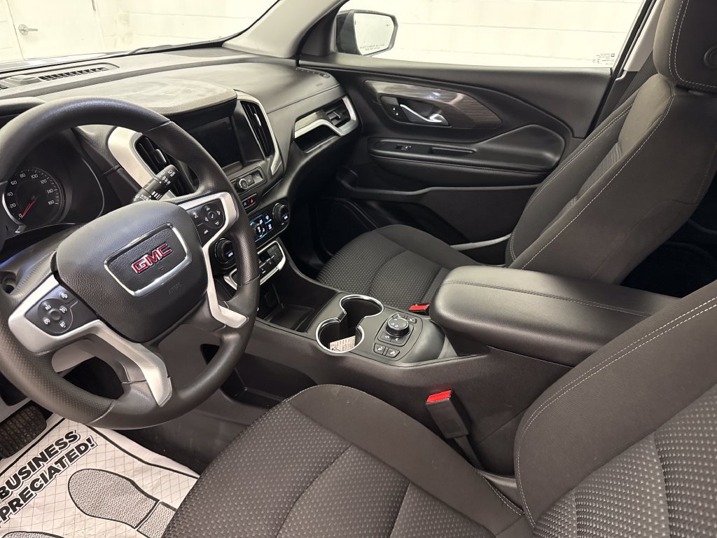 Used 2023 GMC Terrain SLE w/ Driver Convenience Package AWD/4WD image 10
