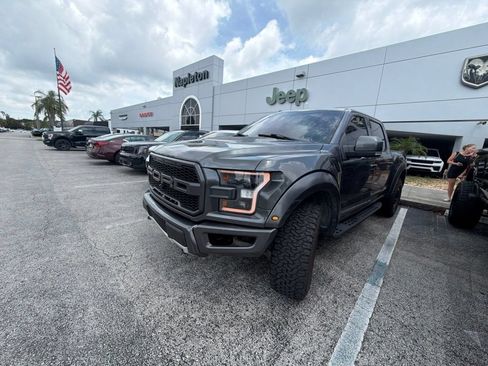Used 2018 Ford F150 Raptor w/ Equipment Group 802A Luxury AWD/4WD image 20