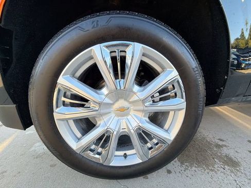 Used 2021 Chevrolet Tahoe High Country AWD/4WD image 16