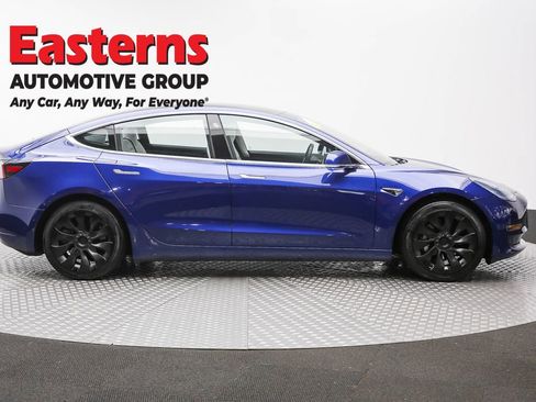 Used 2020 Tesla Model 3 Standard Range Plus image 4