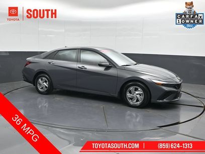 Used 2025 Hyundai Elantra SE