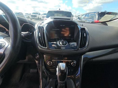 Used 2014 Ford Escape Titanium w/ Equipment Group 401A FWD image 11