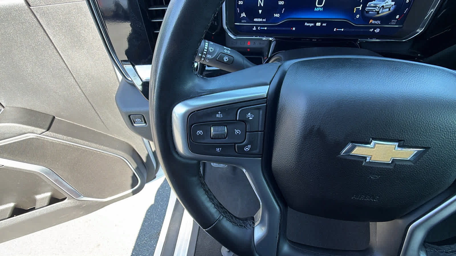 Certified 2025 Chevrolet Silverado 1500 LT RWD image 19