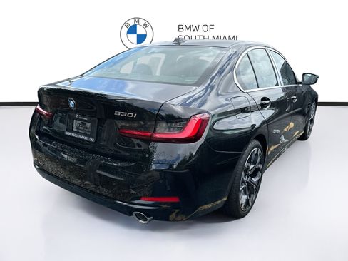 New 2026 BMW 330i Sedan w/ Convenience Package RWD image 6