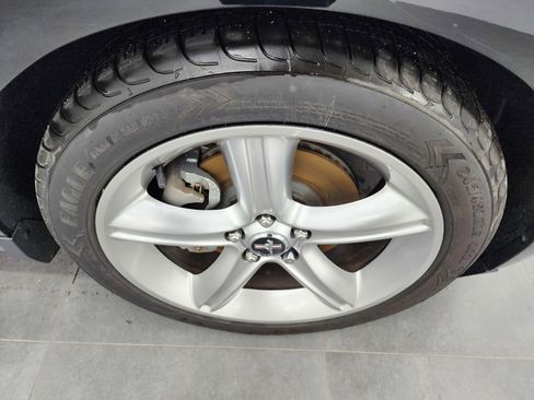 Used 2010 Ford Mustang GT Premium image 3