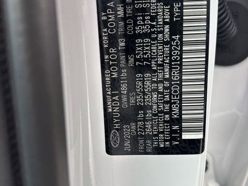 Used 2024 Hyundai Tucson Limited image 37