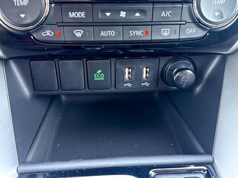 New 2026 Mitsubishi Eclipse Cross SE AWD/4WD image 39
