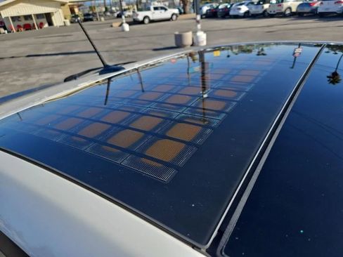 Used 2012 Toyota Prius Four w/ Deluxe Solar Roof Pkg image 10