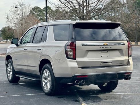 Used 2021 Chevrolet Tahoe Premier w/ Premium Package image 5