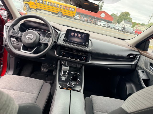 Used 2023 Nissan Rogue SV AWD/4WD image 19