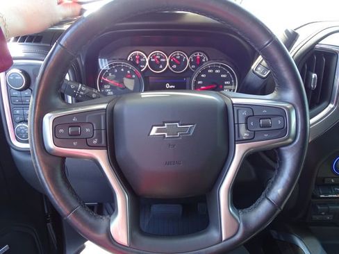 Used 2021 Chevrolet Silverado 1500 LT Trail Boss w/ Convenience Package II AWD/4WD image 15