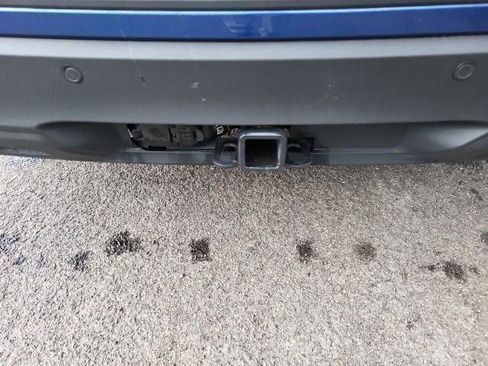 Used 2023 Ford Explorer XLT w/ Class IV Trailer Tow Package image 9