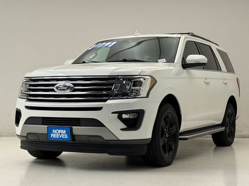 Used 2021 Ford Expedition XLT RWD image 2