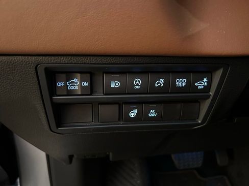 Used 2024 Toyota Tundra 1794 Edition image 19