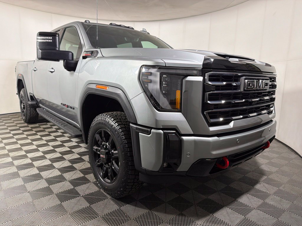 Used 2025 GMC Sierra 3500 AT4 w/ AT4 Premium Plus Package AWD/4WD image 2