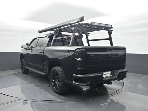 Used 2023 Chevrolet Silverado 1500 LT Trail Boss w/ LPO, Dark Essentials Package AWD/4WD image 22