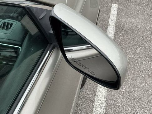 Used 2017 Toyota Camry LE FWD image 21