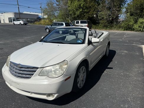 Used 2008 Chrysler Sebring Touring w/ Special Touring Group image 18