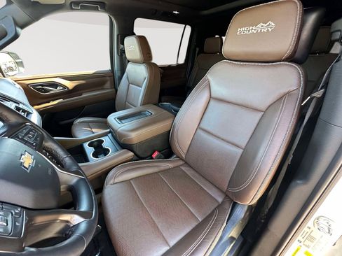 Certified 2023 Chevrolet Suburban High Country w/ Advanced Technology Package image 23