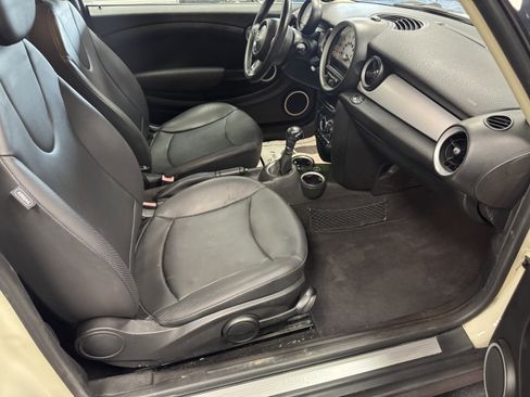 Used 2013 MINI Cooper Clubman image 10