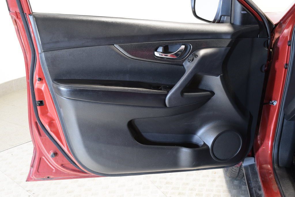 Used 2014 Nissan Rogue SL w/ SL Premium Package AWD/4WD image 14