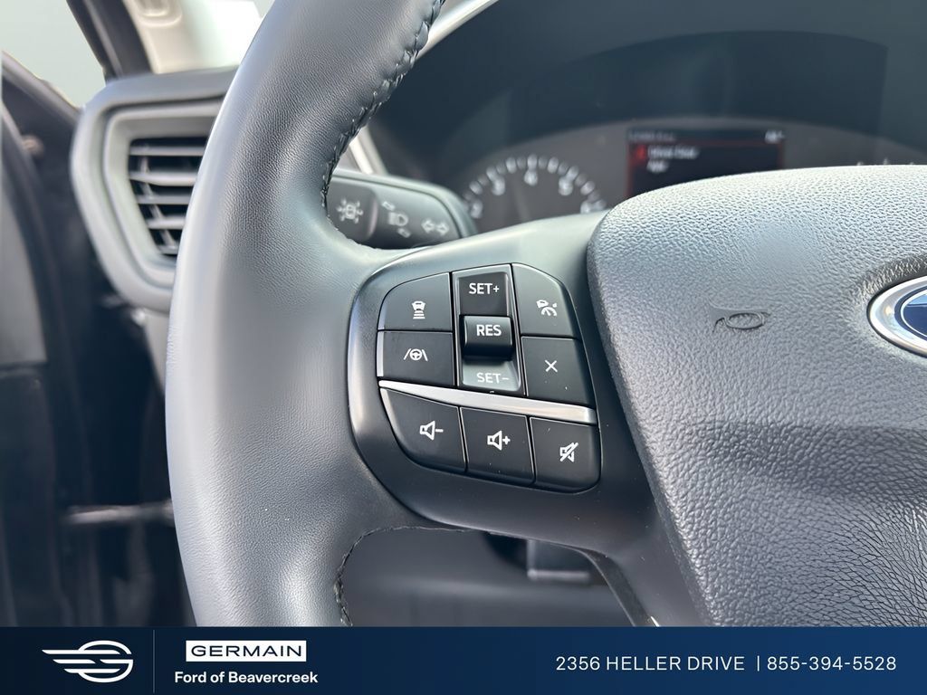 Used 2022 Ford Escape SE w/ SE Sport Appearance Package FWD image 19