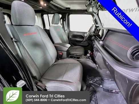 Used 2025 Jeep Wrangler Unlimited Rubicon AWD/4WD image 17