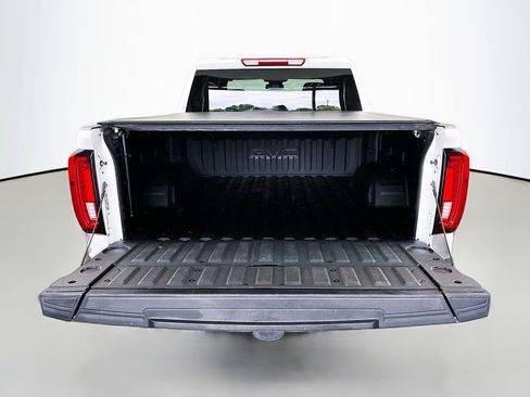 Used 2022 GMC Sierra 1500 SLT w/ SLT Premium Package AWD/4WD image 10