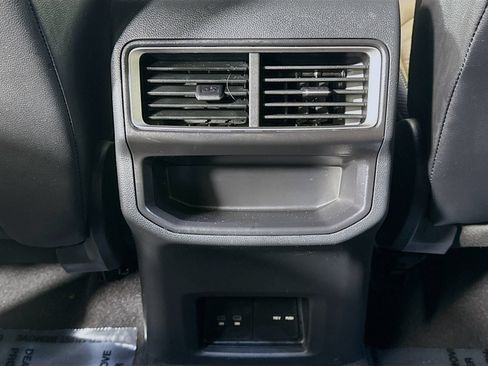 Certified 2024 Volkswagen Atlas Cross Sport SE w/ Panoramic Sunroof Package AWD/4WD image 23