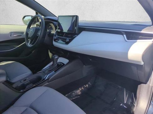 Used 2025 Toyota Corolla SE FWD image 25