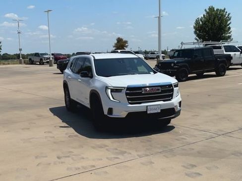New 2026 GMC Acadia Elevation FWD image 3