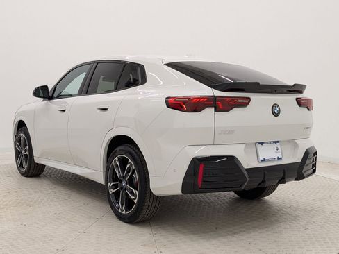 New 2026 BMW X2 xDrive28i w/ M Sport Package AWD/4WD image 3