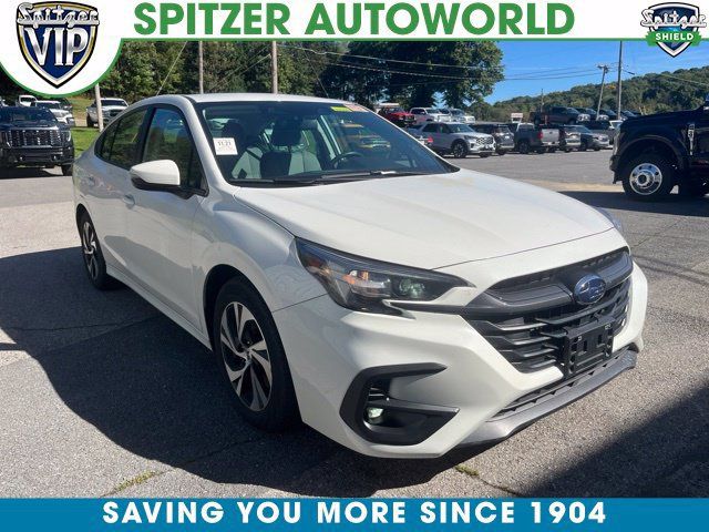 Used 2025 Subaru Legacy Premium AWD/4WD image 1