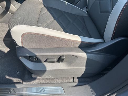 New 2026 Volkswagen Atlas Peak Edition image 10