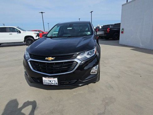 Used 2021 Chevrolet Equinox LS FWD image 3