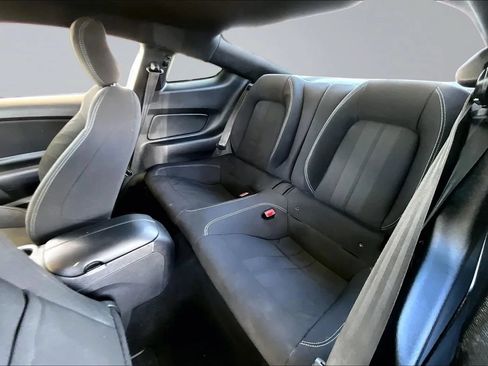 Used 2019 Ford Mustang Coupe w/ Equipment Group 101A RWD image 19
