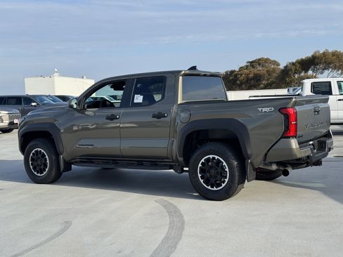 New 2026 Toyota Tacoma TRD Off-Road AWD/4WD image 12