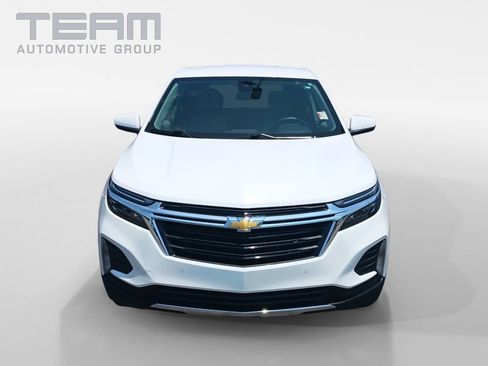 Used 2024 Chevrolet Equinox LT AWD/4WD image 2