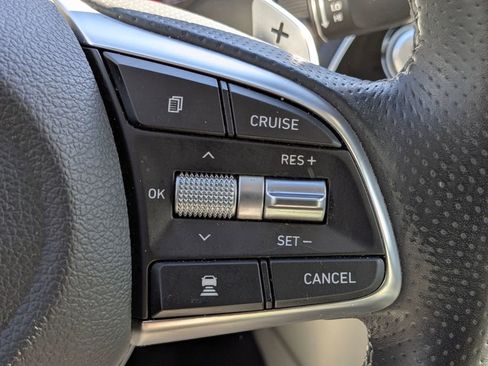 Used 2020 Genesis G70 2.0T image 19