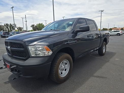Used 2014 RAM 1500 4x4 Crew Cab w/ Protection Group image 31