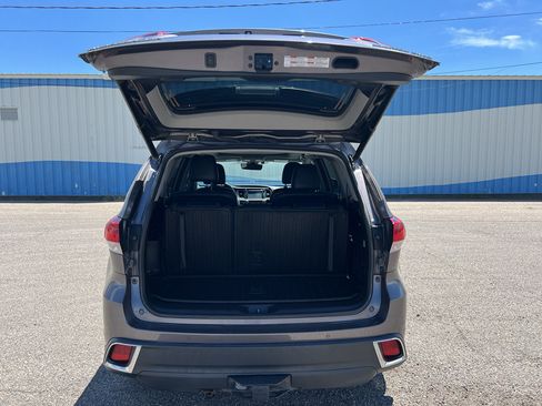 Used 2019 Toyota Highlander Limited Platinum AWD/4WD image 5