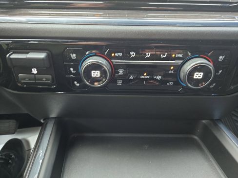 Certified 2024 Chevrolet Silverado 2500 LTZ w/ LTZ Convenience Package image 16