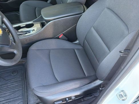 Used 2024 Chevrolet Malibu LT FWD image 29