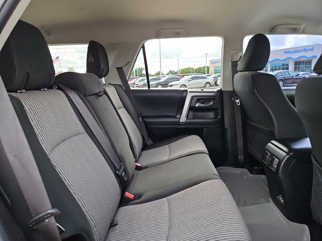 Used 2021 Toyota 4Runner SR5 AWD/4WD image 25