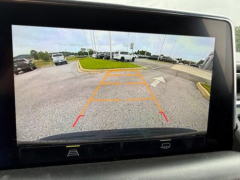 Used 2023 Chevrolet Suburban LT AWD/4WD image 15
