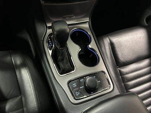 Used 2020 Jeep Grand Cherokee Limited X AWD/4WD image 13